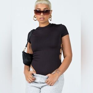 Princess polly riverstone bodysuit in black